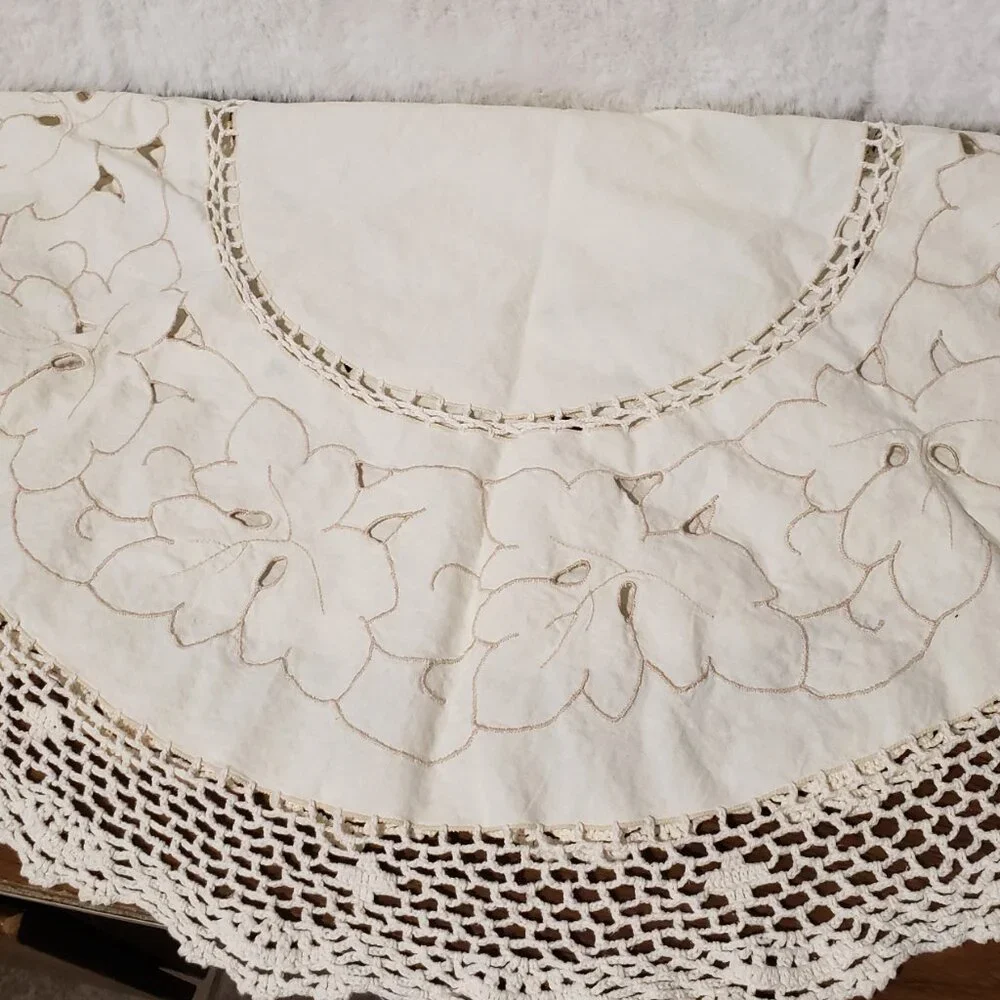 Vintage Battenburg Lace Ivory Cream Round‎ Tablecloth Approx 31
